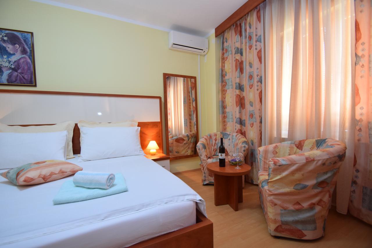 Guest House Podgorje セリネ エクステリア 写真